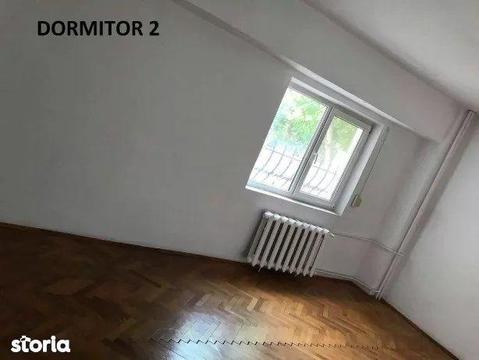 Apartament cu 4 camere modificat in 3 camere str Mihail Kogalniceanu