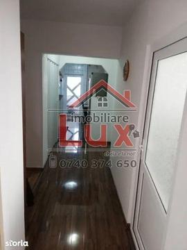 Id intern 3244: Apartament 3 camere *Str Babadag