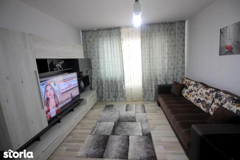 Apartament 2 camere, etaj 1, cu imbunatatiri, centrala, Zona Orizont