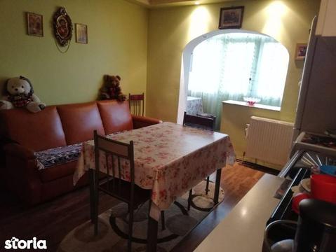 Apartament 2 camere decomandate,etaj 1,Mioritei