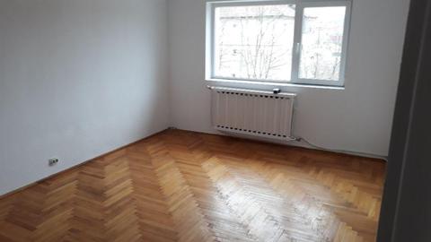 Vand apartament 2 camere mal