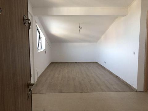 Vând apartament 2 camere 2 min parc bazilescu 46000€