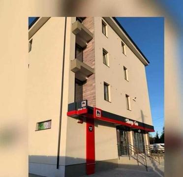 Vand apartament cu doua camere decomandat