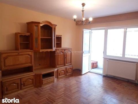 Comision 0%. Apartament 3 camere decomandat, Sala Sporturilor -central