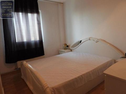 Apartament 3 camere etaj 8/10