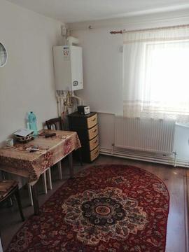 Apartament 4 camere intim