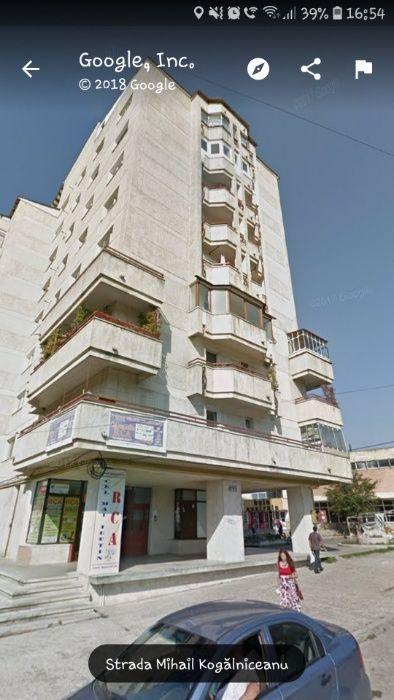 Vand apartament 4 camere