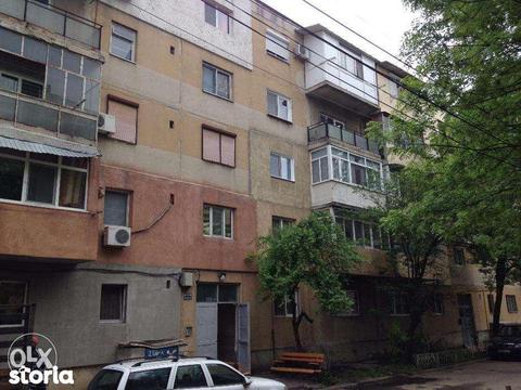 Apartament 3 camere, zona Tineretului, Giurgiu