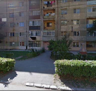 VAND URGENT!! Apartament cu 2 camere negogiabil