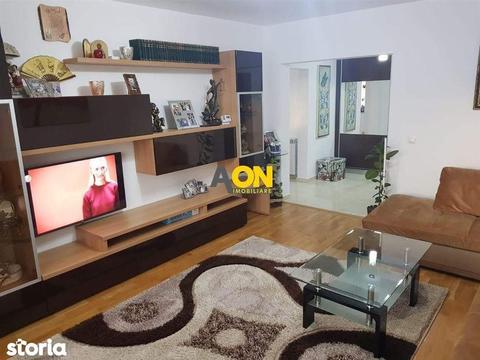 Apartament 3 Camere,Cetate