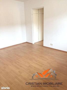 Apartament 2 camere, Cetate zona Piata