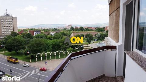 Apartament 2 camere, cu vedere la Parc si B-dul Transilvaniei