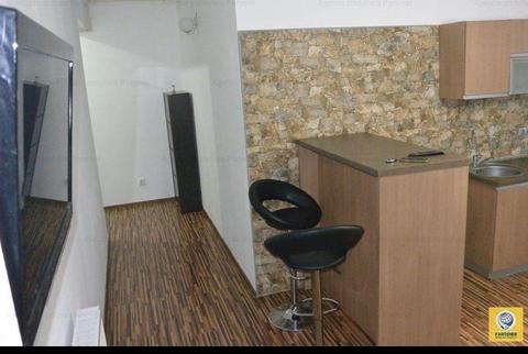 Inchiriez apartamnet 2 camere Centru , bloc nou. 350 euro