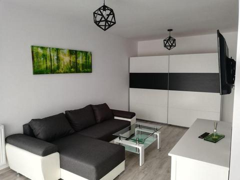 Inchiriez apartament lux