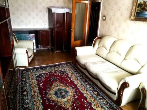 Închiriez apartament 3 camere decomandat, zonă centrală, Bistrița