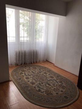 Închiriez garsonieră