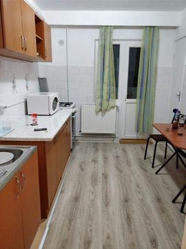 PF dau in chirie apartament 2 camere decomandate Zorilor