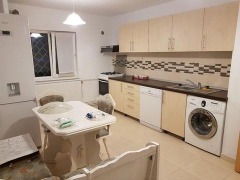 Persoana fizica închiriez apartament 2 camere în cartierul Zorilor