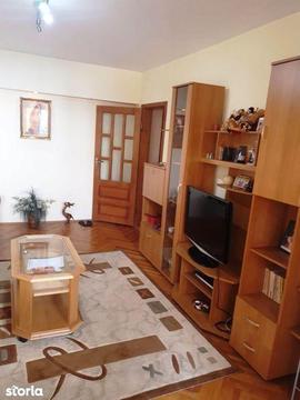 Închiriere apartament 2 camere situat în Târgu Jiu, strada Traian