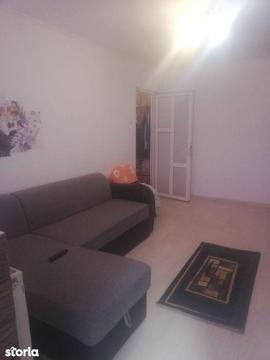 Câmpina, Ap. 2 cam - Et 1 - renovat - 250 Euro/Luna