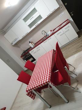 Închiriez Apartament Nou 2 Camere Complet Mobilat + Loc De Parcare