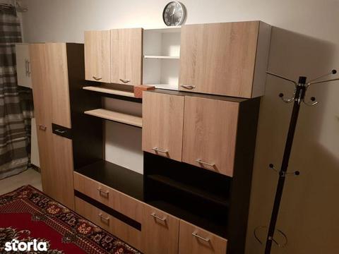 Proprietar inchiriez apartament cu 1 camera in Complex studentesc