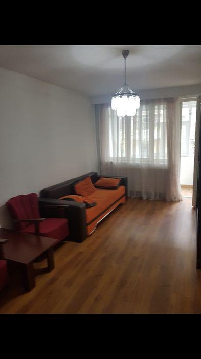 Apartament de închiriat