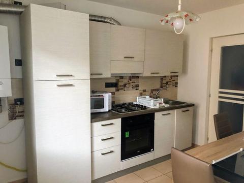 Apartament 4 camere Centrul Nou
