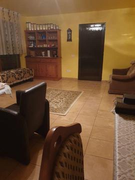 Vînd casa