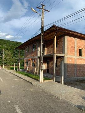 Casa tip duplex de vanzare