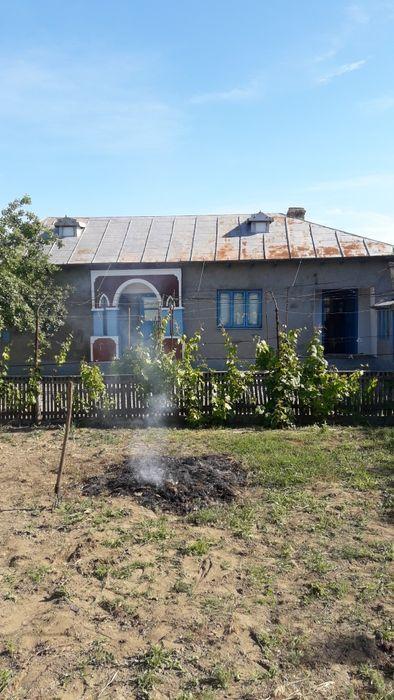 Vand casa cu teren in Valea Nucarilor