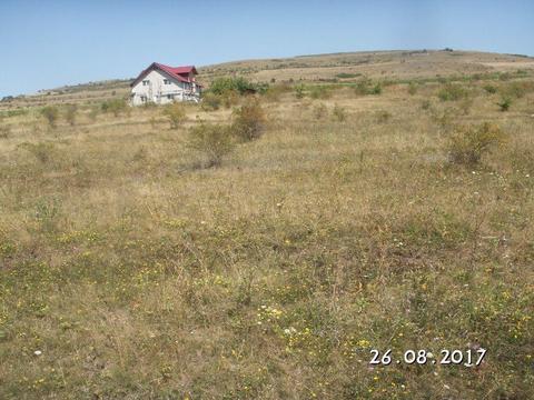 PF. Vind 2 parcele intravilan