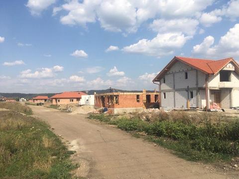 Vand teren intravilan(ultimele 4 parcele)