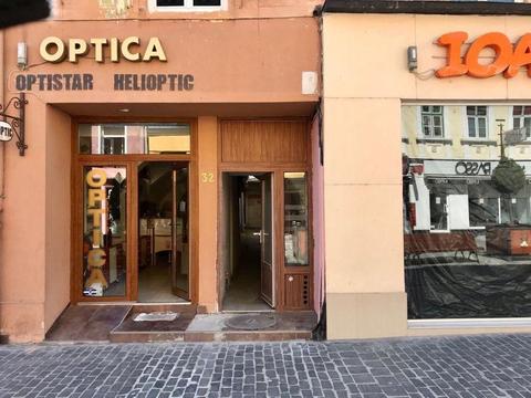 Inchiriez spatiu comercial, birou, Republicii centru istoric pe gang