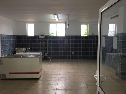 Inchiriez spatiu pretabil bucatarie - catering - birouri