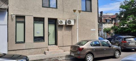 Inchiriez spatiu comercial central