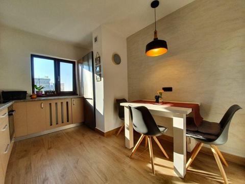 Apartament modern si luminos, 3 Camere, Vedere pe doua parti, Etaj 3