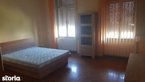 Vand apartament 3 camere zona Ultracentrala