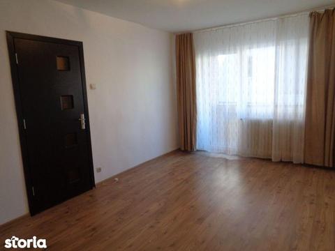 Apartament 2 camere decomandat confort 1 etaj 1 Vlaicu-Lebada renovat