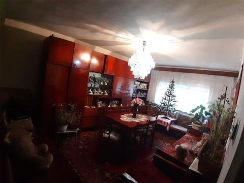 Apartament cu 3 camere, pe Oneștilor