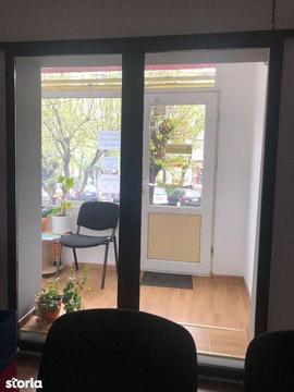 Apartament cu 2 camere Zona Imparat Traian