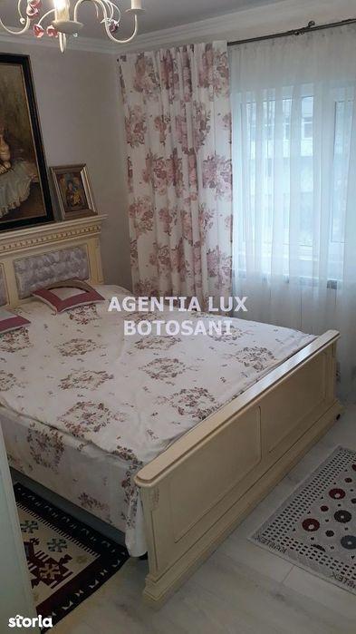 Apartament 2 camere, zona Savenilor (int.cu T. Vladimirescu), etaj 1