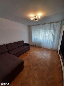 Apartament 2 camere, Decomandat, Zona Bd. Mihai Eminescu, pret 48000