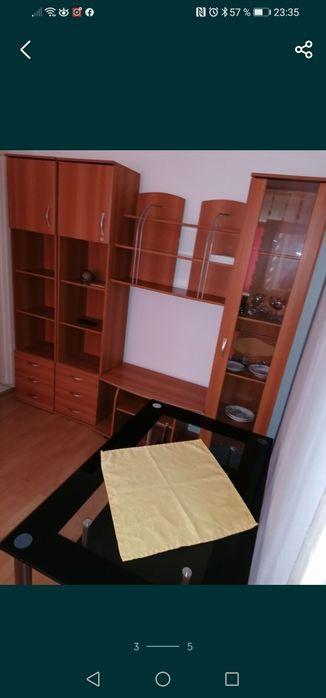 Vând apartament cu 2 camere, semidecomandat, mobilat complet