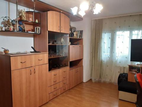 Vand apartament 2 camere decomandat, utilat, mobilat 53.000euro neg