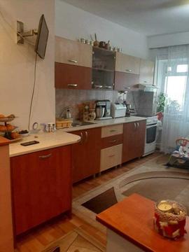 Vand apartament sau schimb cu casa