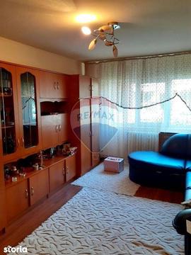 Apartament 2 camere decomandat