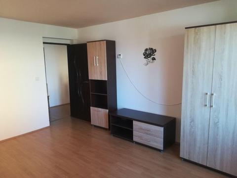 Vand apartament cu doua camere