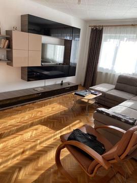 Vand apartament 2 camere zona Girocului, decomandat