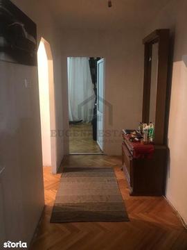 Apartament 2 camere, decomandat, zona SOARELUI